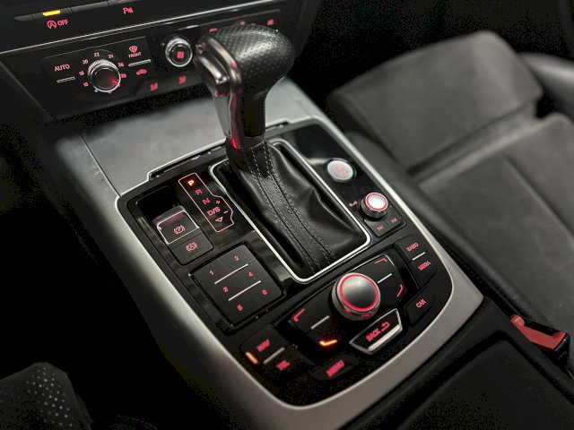 Audi Audi A6 (C7) 3.0 V6 TDI 245 S line quattro Stronic