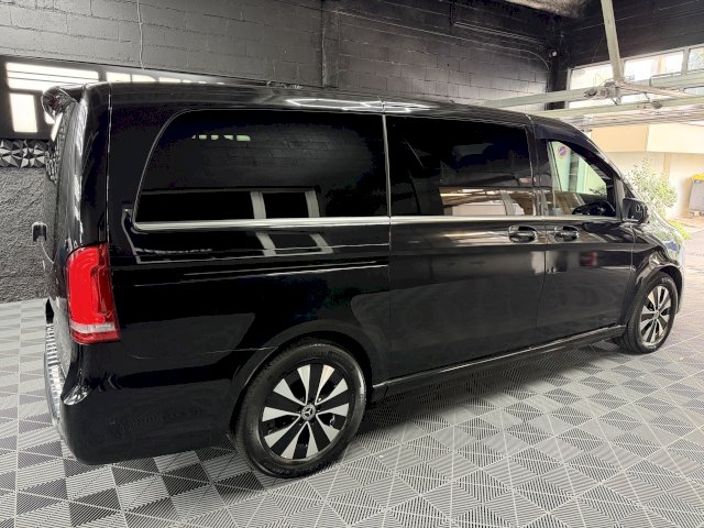 Mercedes-Benz Mercedes-Benz EQV 300 Long Avantgarde