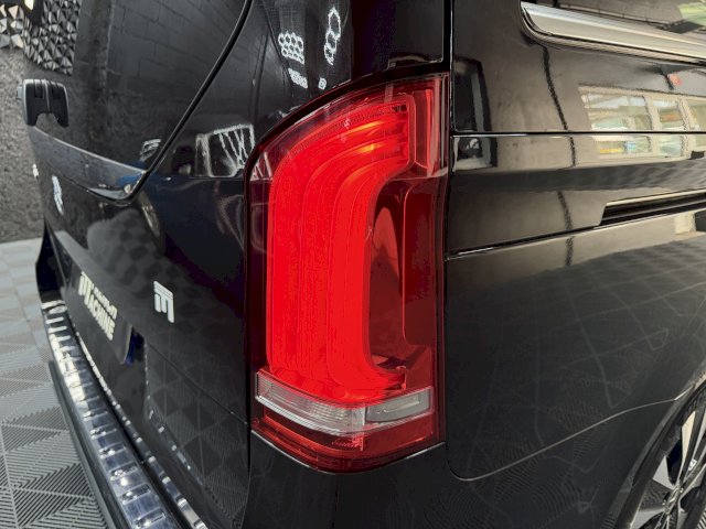 Mercedes-Benz Mercedes-Benz EQV 300 Long Avantgarde