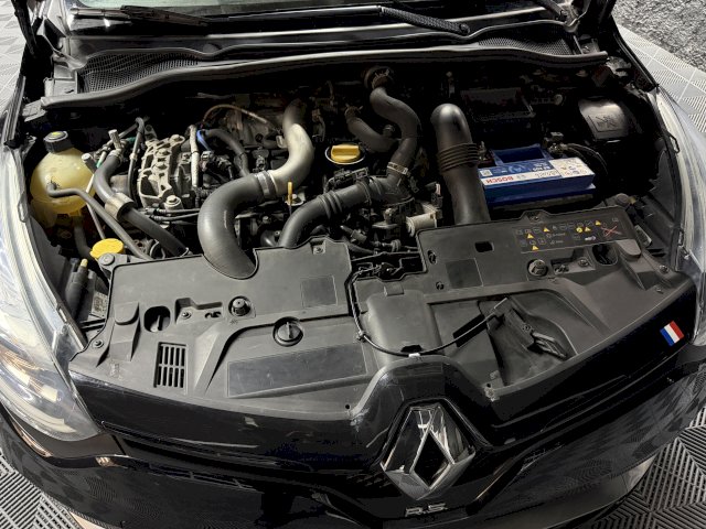 Renault Renault Clio IV (B98) 1.6 T 200ch RS EDC 5p
