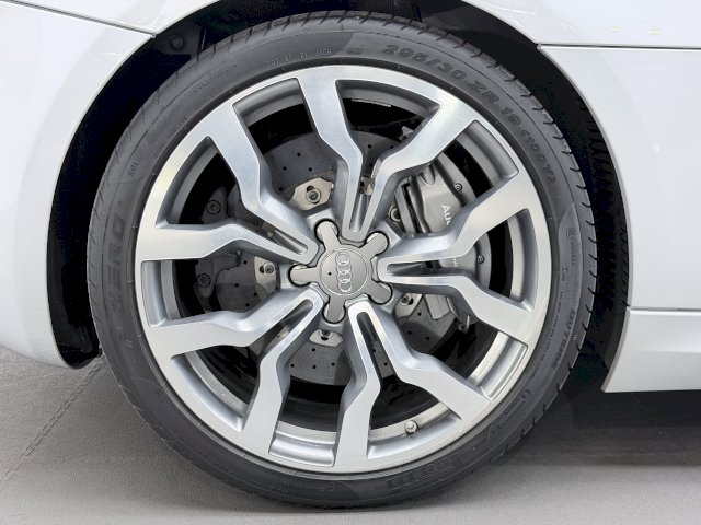 Audi Audi R8  5.2 V10 FSI 525ch R tronic 6