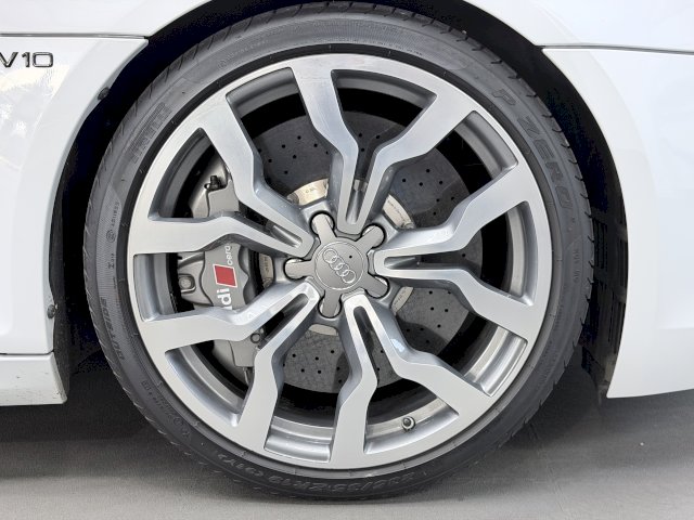 Audi Audi R8  5.2 V10 FSI 525ch R tronic 6