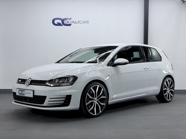 Volkswagen Volkswagen Golf VII 2.0 TSI 230 BlueMotion Technology GTI Performance DSG6 3p