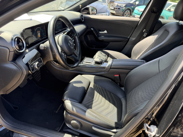 Mercedes-Benz Mercedes-Benz Classe A 180d 116ch AMG Line 7G-DCT