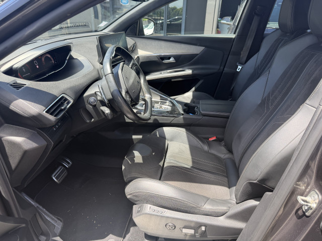 Peugeot Peugeot 3008 1.2  130ch Active EAT8