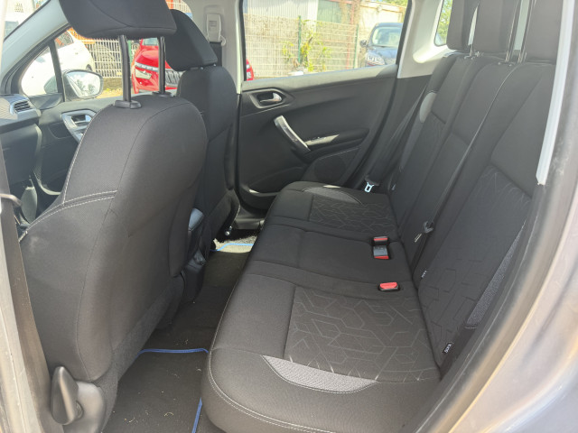 Peugeot Peugeot 2008 1.2 82ch Signature