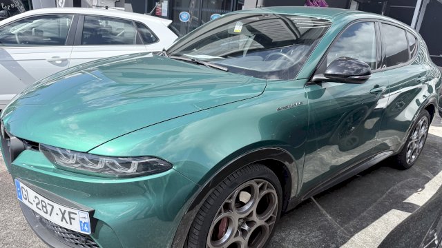 Alfa-Romeo Alfa-Romeo Tonale / SA SPECIAL EV FULL HYB ESSENCE