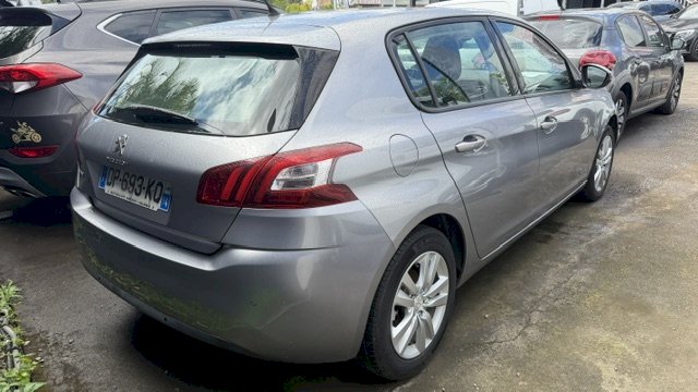 Peugeot PEUGEOT 308 / SA 1.2 e-THP 130 ALLURE