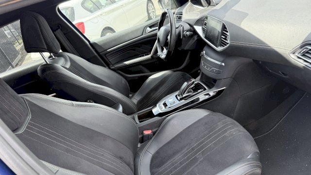 Peugeot Peugeot 308 2.0 Blue Hdi 180ch S&S GT EAT8