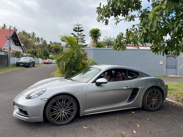 Porsche Porsche 718 Cayman 