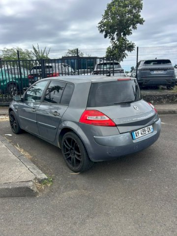 Renault Renault Megane II (B84) 2.0 dCi 150ch Dynamique