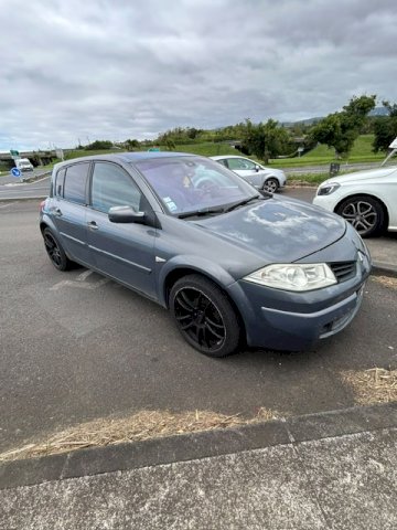 Renault Renault Megane II (B84) 2.0 dCi 150ch Dynamique
