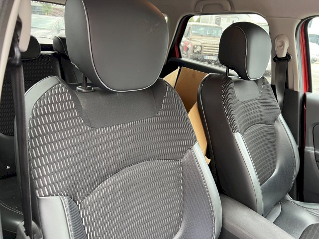 Renault Renault Captur  TCe 120 E6 Energy Intens 2016 EDC S&S