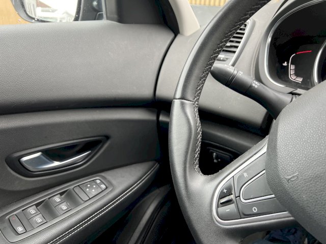 Renault Renault Grand Scenic 1.3 TCE 140 CV TREND 7 places