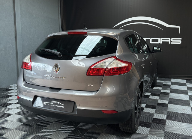 Renault Renault Megane III 1.2 TCe 130ch Bose EDC 2015