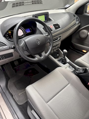 Renault Renault Megane III1.5 dCi 105ch Carminat TomTom