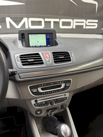 Renault Renault Megane III1.5 dCi 105ch Carminat TomTom