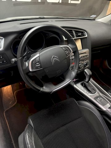 Citroen Citroën C4 II PureTech 130ch Shine S&S EAT6
