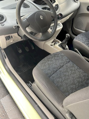 Renault Renault Twingo II (C44) 1.5 dCi 65ch Authentique