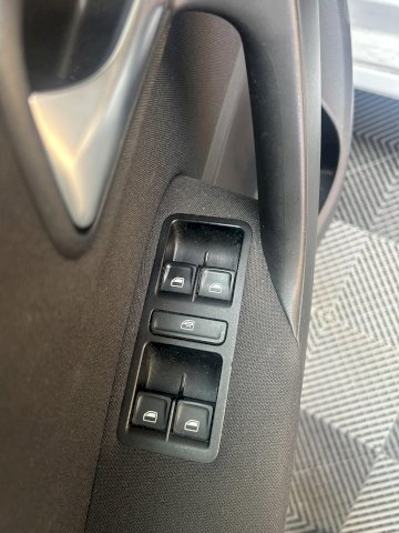 Volkswagen Volkswagen Polo V 1.2 TSI 90ch BMT Confortline 5p