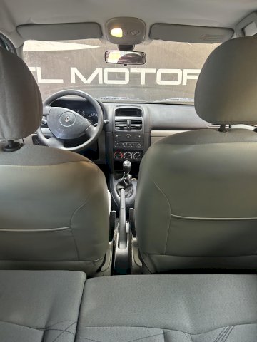 Renault Renault Clio II 1.2 16v 75ch Expression 3p