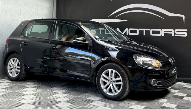 Volkswagen Volkswagen Golf VI 1.6 TDI 105 Confortline Business DSG7