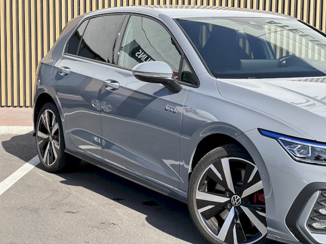Volkswagen Volkswagen Golf 1.5 eHybrid 272 ch GTE DSG6 - 2857 km !!! Véhicule FRANCAIS