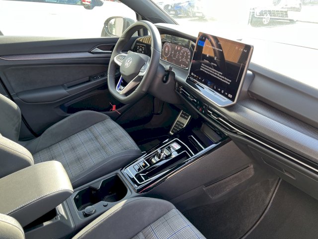 Volkswagen Volkswagen Golf 1.5 eHybrid 272 ch GTE DSG6 - 2857 km !!! Véhicule FRANCAIS