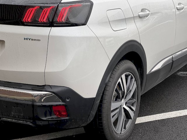 Peugeot Peugeot 3008 Plug-in Hybrid 225ch Allure Pack e-EAT8