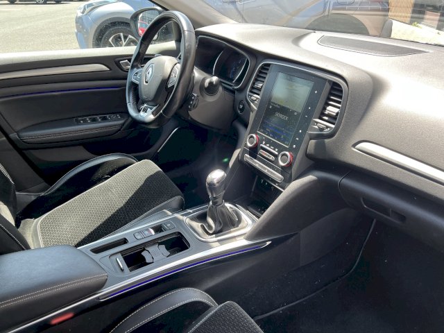 Renault Renault Megane IV (BFB) 1.6 dCi 130ch energy Intens