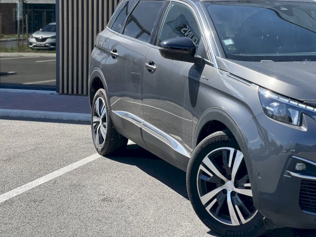 Peugeot Peugeot 5008 130ch S&S GT Line EAT8 - DISTRI NEUVE - MOTEUR GARANTIE 10 ANS ou 180 000 km