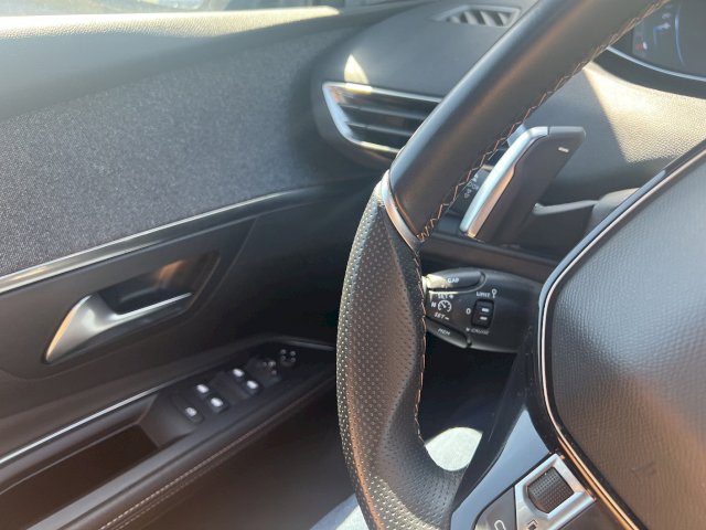 Peugeot Peugeot 5008 130ch S&S GT Line EAT8 - DISTRI NEUVE - MOTEUR GARANTIE 10 ANS ou 180 000 km