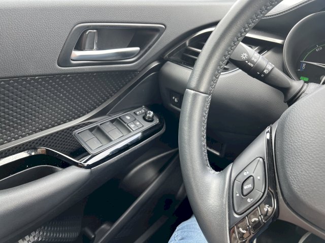 Toyota Toyota C-Hr 1.8 Hybride 122ch Design Ultimate E-CVT