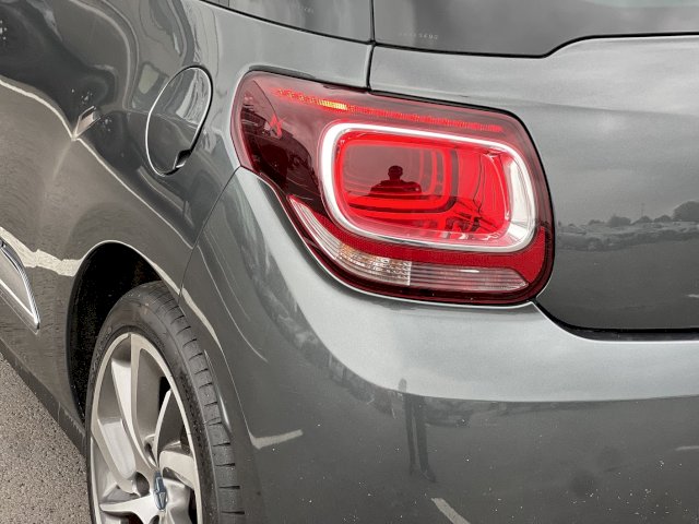 Citroen Citroën DS3 1.6 THP 165 CV PERFORMANCE LINE- MOTEUR A CHAINE