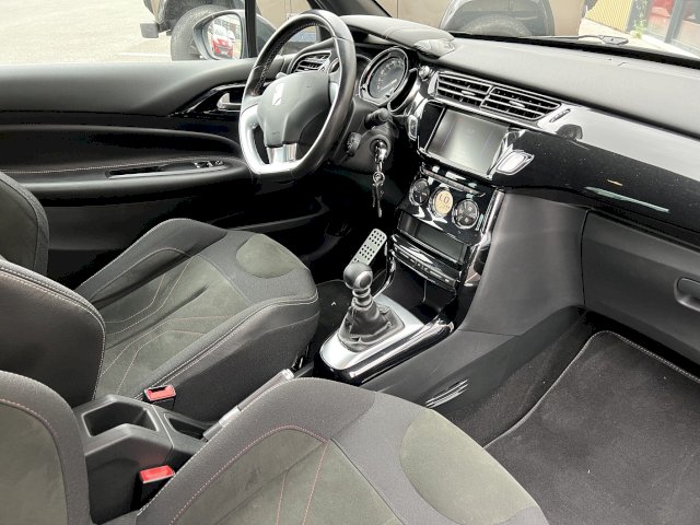 Citroen Citroën DS3 1.6 THP 165 CV PERFORMANCE LINE- MOTEUR A CHAINE