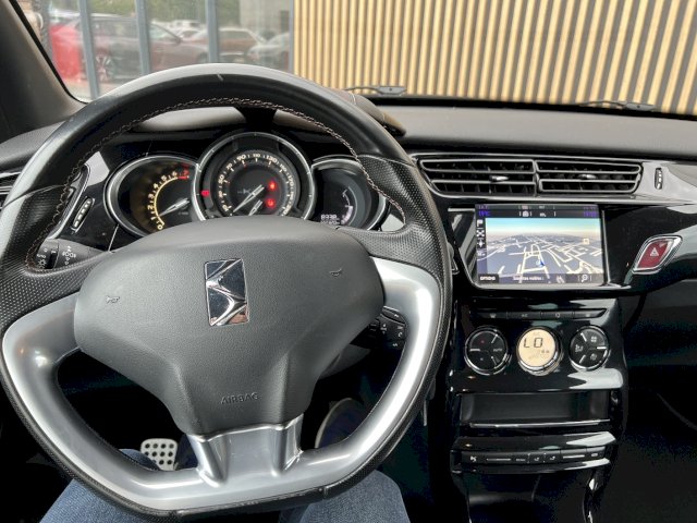 Citroen Citroën DS3 1.6 THP 165 CV PERFORMANCE LINE- MOTEUR A CHAINE