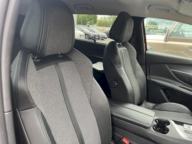 Peugeot Peugeot 5008 1.2 130 CV ALLURE EAT8 - 7places- 