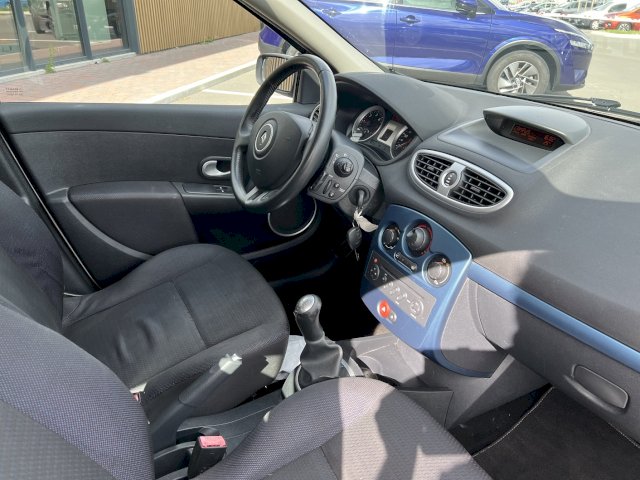 Renault Renault Clio II 1.5 dCi65 Campus Authentique 5p