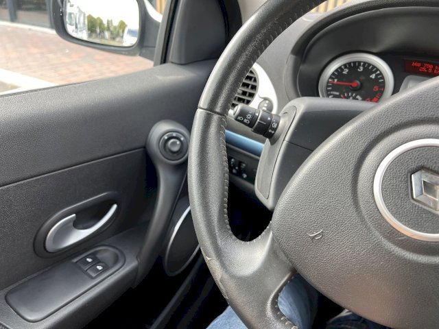 Renault Renault Clio II 1.5 dCi65 Campus Authentique 5p