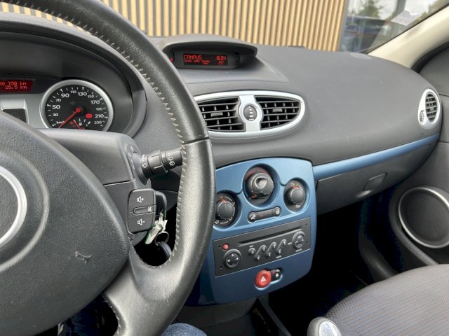 Renault Renault Clio II 1.5 dCi65 Campus Authentique 5p
