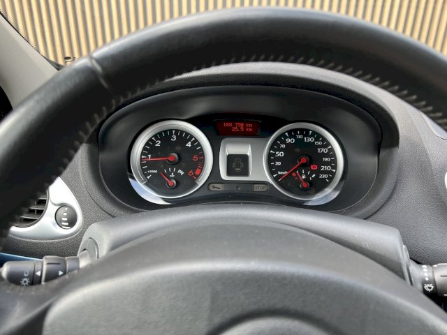 Renault Renault Clio II 1.5 dCi65 Campus Authentique 5p
