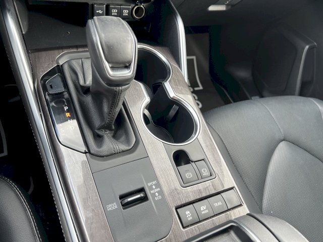 Toyota HIGHLANDER 2.5 248 CH LOUNGE - 7 places
