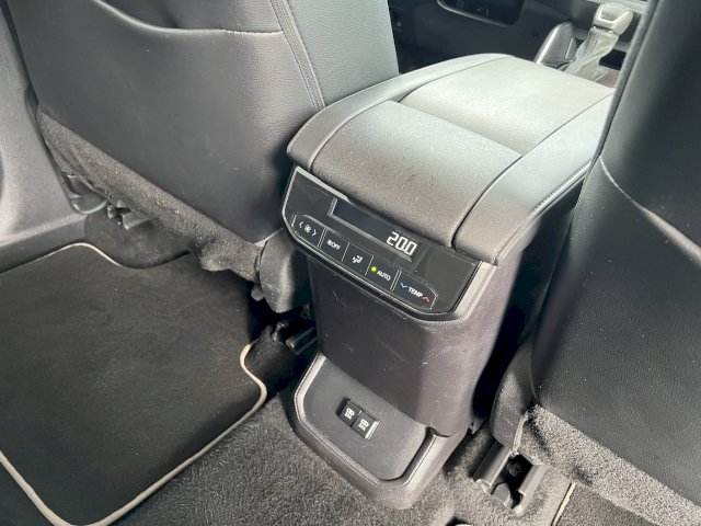 Toyota HIGHLANDER 2.5 248 CH LOUNGE - 7 places