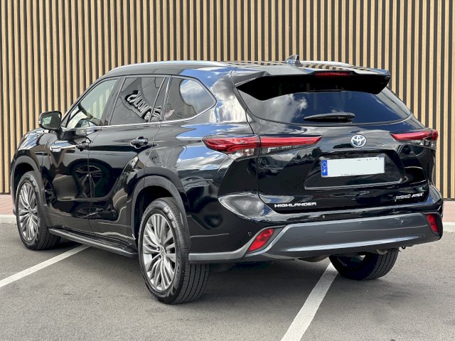 Toyota HIGHLANDER 2.5 248 CH LOUNGE - 7 places