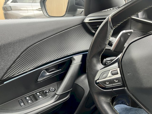 Peugeot Peugeot 2008 II 1.5 BlueHDi 130ch S&S GT Line EAT8 7cv