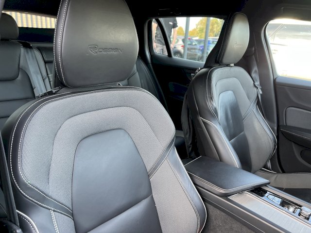 Volvo Volvo V60 D3 150 CV R DESIGN GEARTRONIC