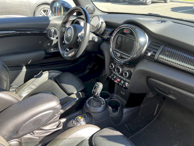 Mini Mini COOPER SD 170 CV BOITE AUTOMATIQUE - CUIR / TOIT OUVRANT- HARMAN KARDON