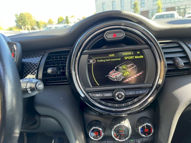 Mini Mini COOPER SD 170 CV BOITE AUTOMATIQUE - CUIR / TOIT OUVRANT- HARMAN KARDON