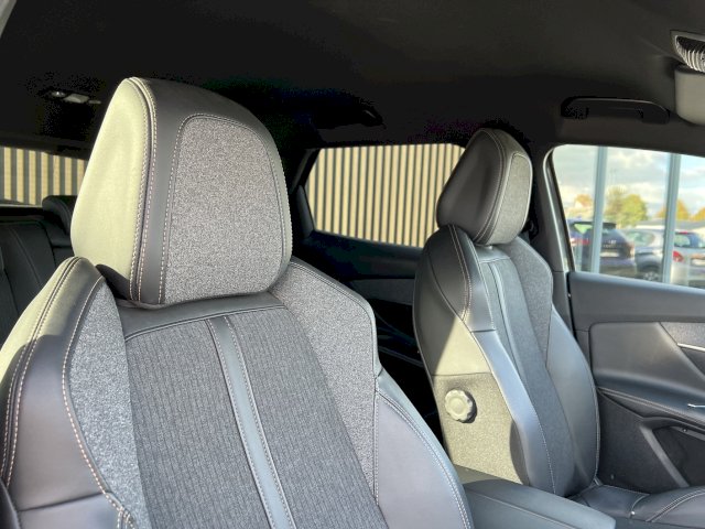 Peugeot Peugeot 3008 1.2 130 CV ALLURE