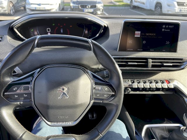 Peugeot Peugeot 3008 1.2 130 CV ALLURE